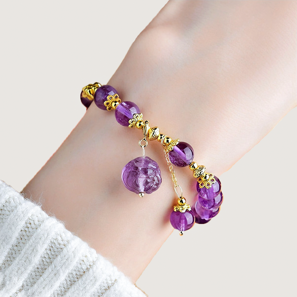 Orb-Carved Fox Energy Bracelet